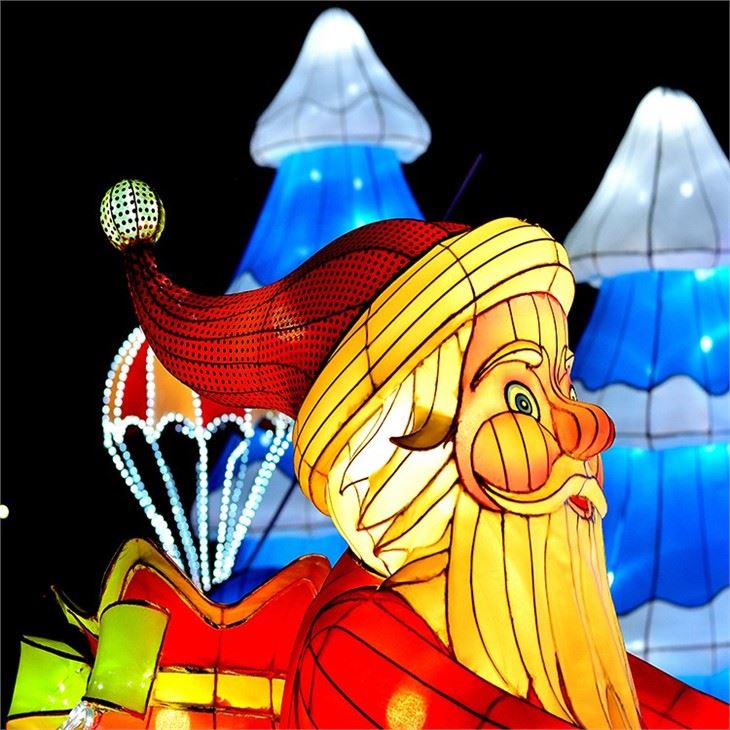 Event Decoration Christmas Theme Santa Clause Lantern Show
